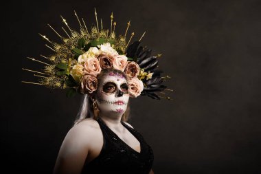 Catrina 'nın portresi, tipik bir Meksikalı ölüm günü temsilcisi..