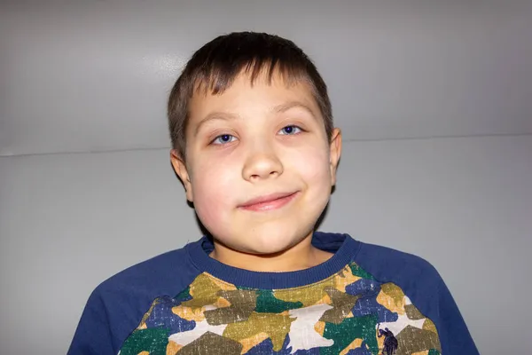 Portrait Boy Grin His Face Gray Background — Stock Photo, Image