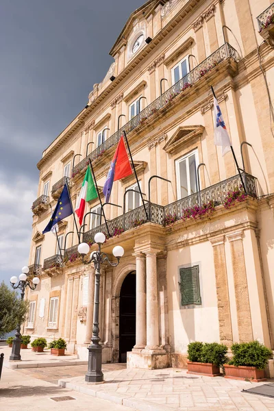 Facade Town Hall Taranto — Stock Photo, Image