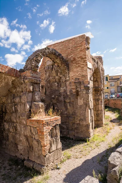 Teramo Ιταλία Σεπτεμβρίου 2021 Ρωμαϊκά Ερείπια Της Interamnia Ορατά Στο — Φωτογραφία Αρχείου