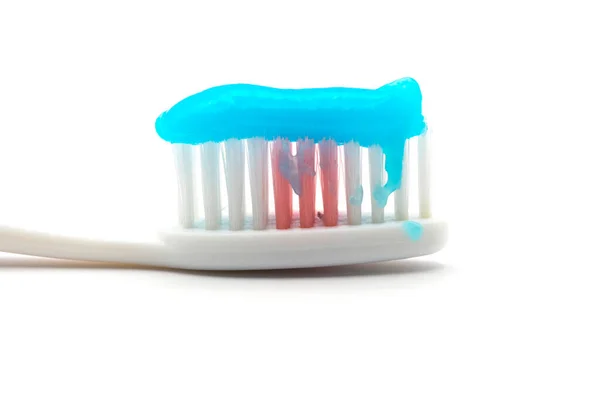 Modrá Zubní Pasta Štětiny Zubního Kartáčku Izolované Bílém Pozadí Royalty Free Stock Obrázky