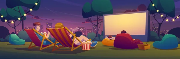 Night open air cinema on lawn in city park — Stockvector