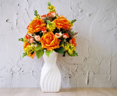 Pastel renginde suni çiçek buketi, metin için kopyalama alanı, güzel bir arkaplan ya da duvar kağıdı, anneler günü, natürmort, bayanların bayram günü arka planı, renkli zarif arkaplan. 