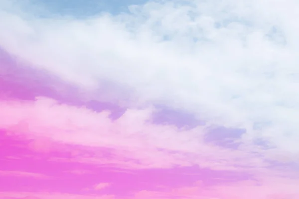 Який Фокус Хмарне Небо Райдужна Пастель Барвистим Фіолетовим Синім Фентезі — стокове фото
