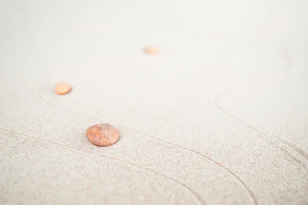 Japanese Zen Garden Pebble Line Sand Mini Stone Beach Backgrond — Fotografia de Stock