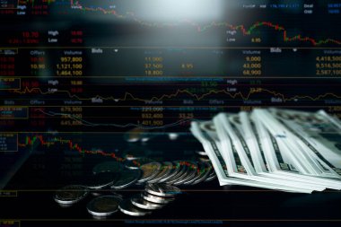 Kara Arkaplanda Şamdanlı Yığın Parası, Grafik Veri Borsası Borsası Forex Bitcoin Kripto Para Planlama Yatırım Nakiti, İş veya Finans Teknolojisi Konsepti.