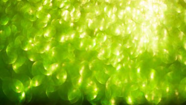 Yeşil Bulanık Parıltısı Efekti Bokeh Işık Arkaplanı, Karanlık Doku Kıvılcım Arkaplanı Gece Parti Noel 'i için Odaklanmış Parıltı Şablonu Dekorasyonu Mutlu Yeni Yıl 2023.