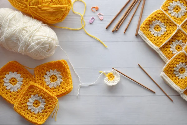 Crochet Handmade Granny Square Pattern Crocheting Supplies Assorted Colored Wool — Stock Photo, Image