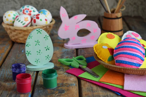 Making Handmade Easter Eggs Felt Your Own Hands Childrens Diy — Stock Photo, Image