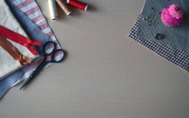 Tekstil kalem kılıfı yapıyorum. El yapımı kozmetik poşet dikiyorum. Adım adım..