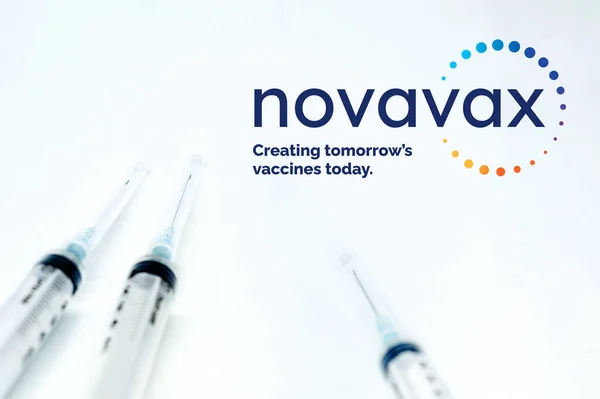 New York Usa December 2021 Three Syringe Next Novavax Logo — Stock Photo, Image