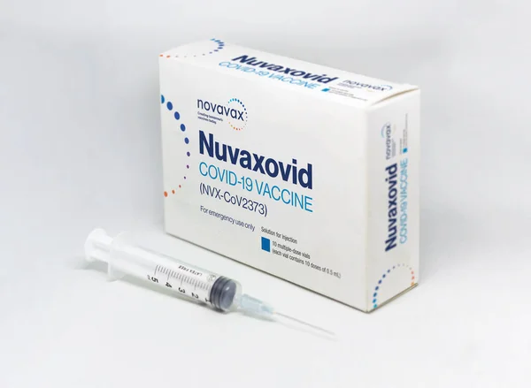 Gaithersburg Usa December 2021 Syringe Next Novavax Nuvaxovid Covid Vaccine — Stock Photo, Image