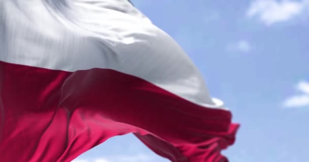 Detalle Bandera Nacional Polonia Ondeando Viento Día Claro Democracia Política — Vídeo de stock