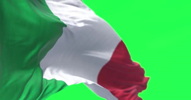 Detail Der Italienischen Nationalflagge Die Isoliert Auf Einer Grünen Leinwand — Stockvideo