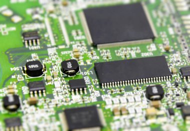 Mikro işlemci baskılı devre kartı. Mikro teknoloji ve mikroçip. Elektronik bileşenler ve iletkenler