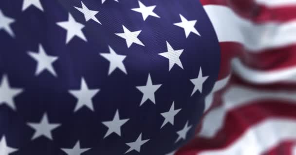 Крупным Планом Размахивает Национальный Флаг Соединенных Штатов Америки Выборочный Фокус — стоковое видео