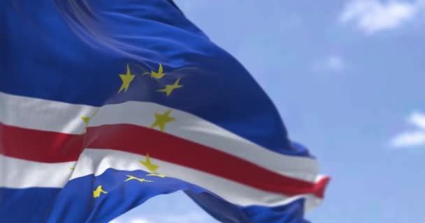 Detalle Bandera Nacional Cabo Verde Ondeando Viento Día Despejado Cabo — Vídeos de Stock