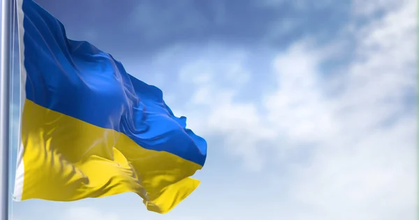 Detail Národní Vlajky Ukrajiny Vlnící Větru Jasného Dne Demokracie Politika — Stock fotografie