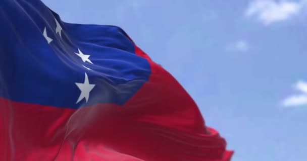 Λεπτομέρεια Της Εθνικής Σημαίας Της Σαμόα Κυματίζει Στον Άνεμο Μια — Αρχείο Βίντεο