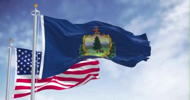 Bendera Negara Vermont Melambai Bersama Dengan Bendera Nasional Amerika Serikat — Stok Video