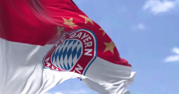 München Ger Mai 2022 Die Bayern Fahne Weht Von Hinten — Stockvideo