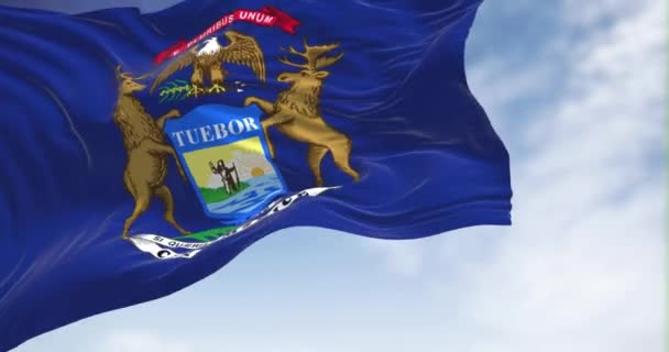 Флаг Штата Мичиган Размахивающий Ветром Мичиган Является Штатом Районе Великих — стоковое видео