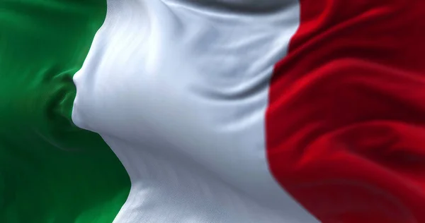 Κοντινή Θέα Της Ιταλικής Εθνικής Σημαίας Που Κυματίζει Στον Άνεμο — Φωτογραφία Αρχείου