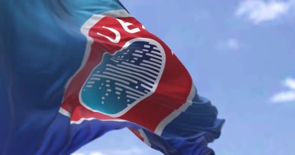 Nyon Septiembre 2022 Bandera Con Logotipo Uefa Ondeando Viento Uefa — Vídeos de Stock