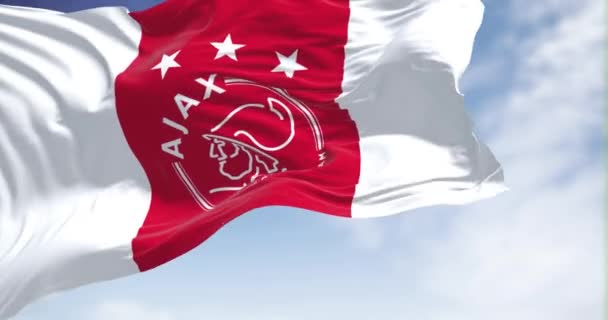 Ámsterdam Octubre 2022 Vista Cerca Bandera Afc Ajax Ondeando Viento — Vídeos de Stock