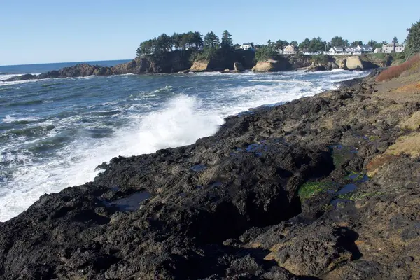 Ocean Coast Waves Rocky Cliffs Beach — Stock Photo, Image