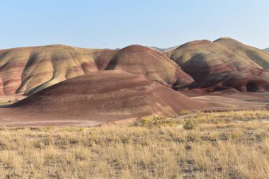 Sarı kumlu arazi, kumtaşı kumtaşı tepeleri 