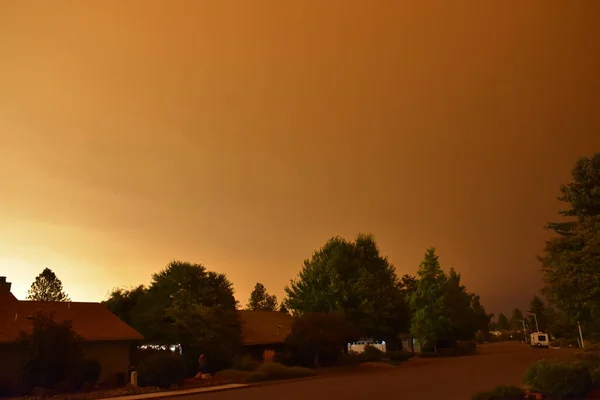Cahaya Langit Oranye Terang Atas Kota Oregon — Stok Foto