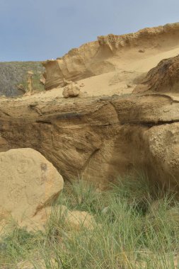 Uçurumlu çöl manzarası 