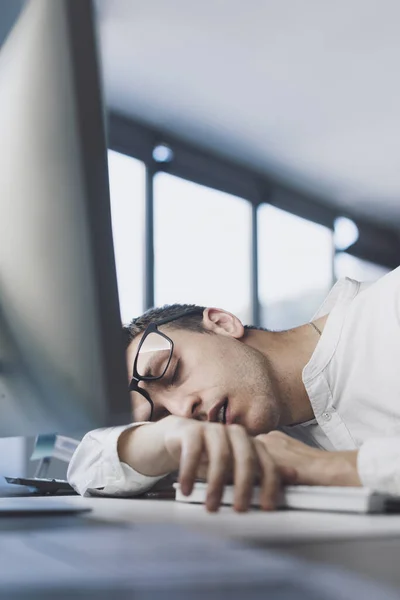 Lazy Office Worker Sleeping His Desk Exhausted Stressed — 스톡 사진