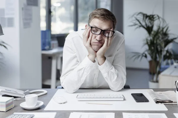 Lazy Bored Office Worker Sitting Desk Doing Nothing Depressed Inefficient — Foto Stock