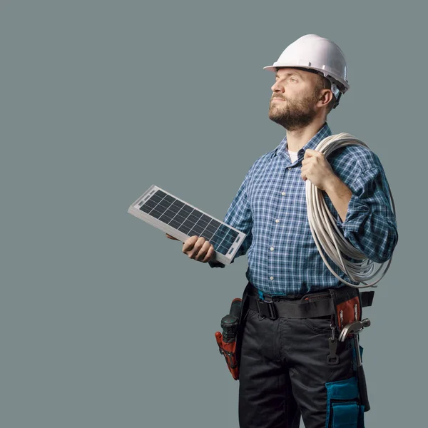 Professional Electrical Engineer Solar Installer Holding Solar Panel — Stock Photo, Image