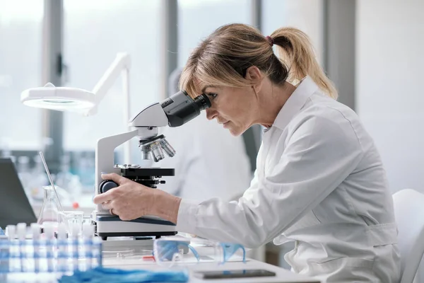 Professional Female Scientist Working Laboratory She Looking Microscope Medical Research — Photo