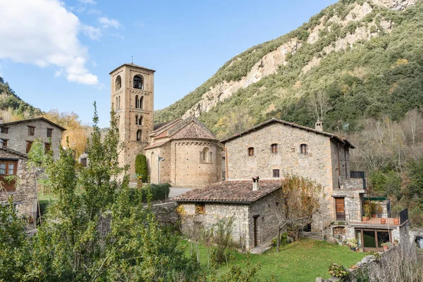Vista Incrível Vila Medieval Beget Girona Pirinéus Espanhóis — Fotografia de Stock