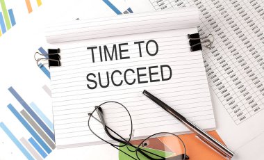 Çizelgedeki metni, ofis malzemelerini ve işi berbat etme zamanı.