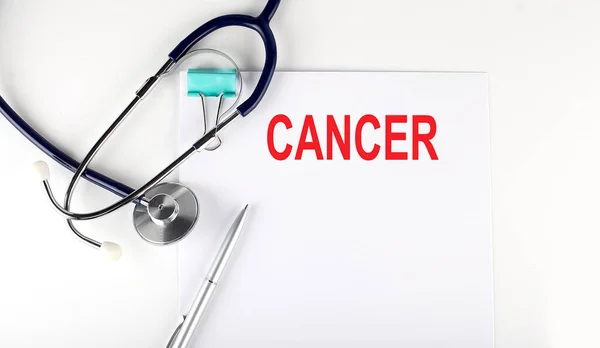 Cancer Текст Написанный Бумаге Стетоскопом Медицинская Концепция — стоковое фото