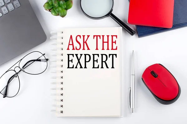 Ask Expert Text Notepad Laptop White Background — Stockfoto