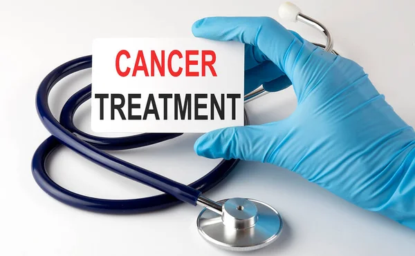 Карточка Текстом Cancer Treatment Таблетки Стетоскоп Медицинская — стоковое фото