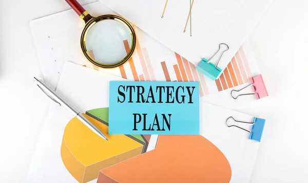 Strategia Plan Tekst Naklejce Diagramie Papierowym — Zdjęcie stockowe