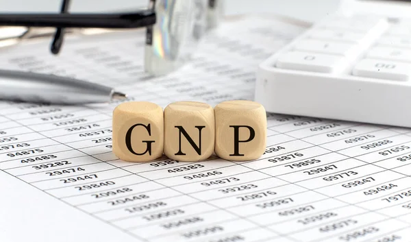 Cubos Madera Con Palabra Gnp Fondo Financiero Con Gráfico Calculadora —  Fotos de Stock