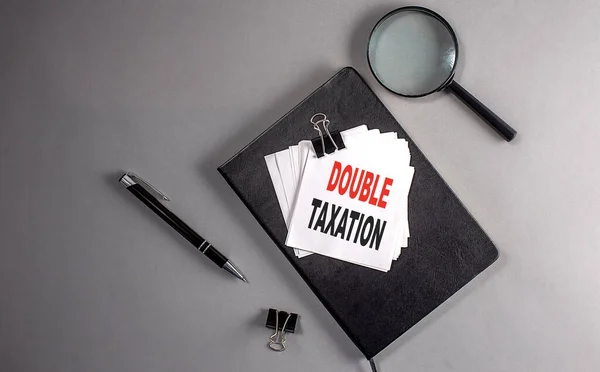 Double Taxatie Tekst Asticky Zwart Notebook Business Concept — Stockfoto