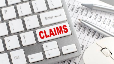 Klavye kablosuz ağ ve kalem üzerindeki CLAIMS metni