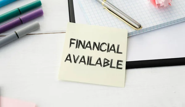 Financiación Disponible Escribiendo Bloc Notas Escritorio Oficina Concepto Empresarial Financiero — Foto de Stock