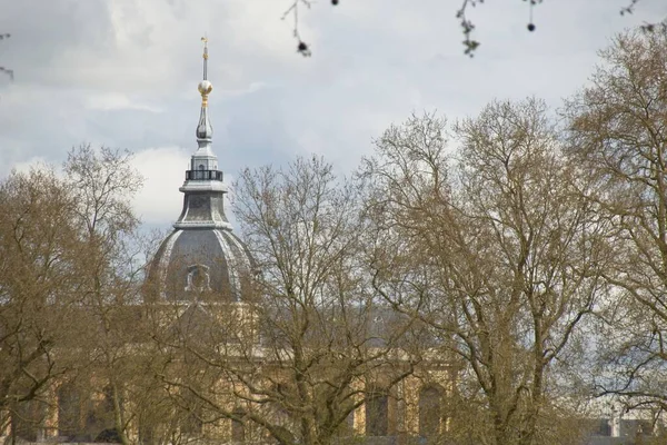 Toren Van Kerk — Stockfoto