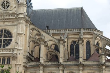 Aziz Eustache Katedrali 'nin ön cephesi