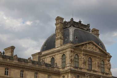Tuileries bahçesinde Paris